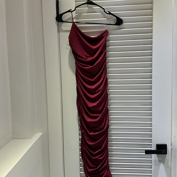 Size 4 Red Oh Polly You’re The One Asymmetric Ruched Midaxi Dress in Dark Red - Picture 2 of 6